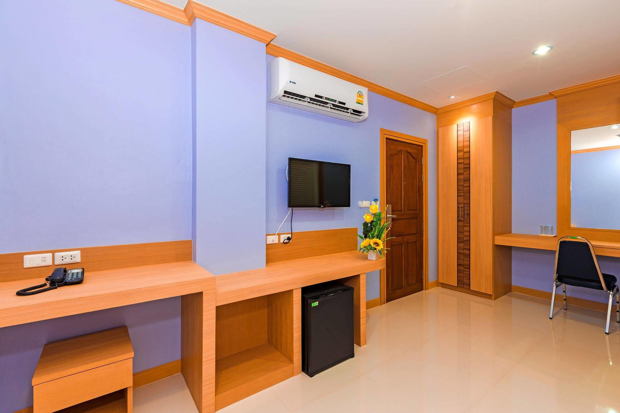 Phusita Hotel - Sha Certified Patong Buitenkant foto